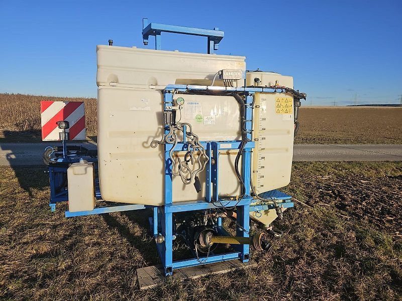 E-FARM: Lemken euro lux 1200 tle - Pflanzenschutzspritze - id ZNZBNEX - 11.947 € - Baujahr: 2010 - Abgelesene Motorstunden: 1,Österreich