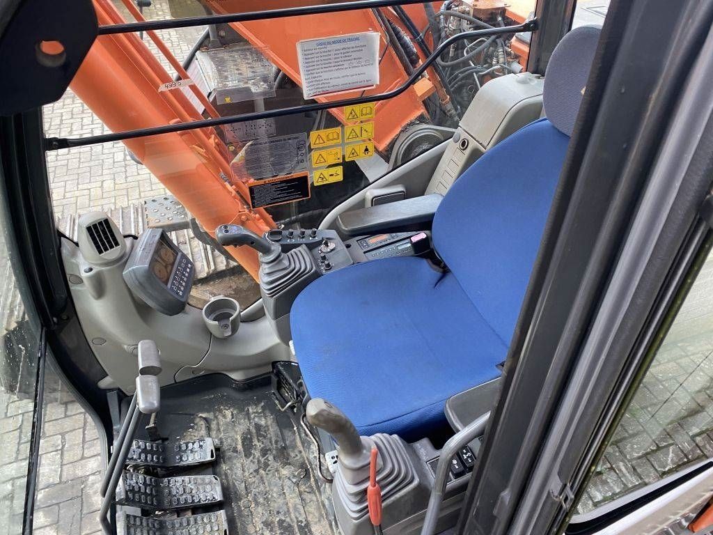 E-FARM: Hitachi zx 225 usr lc-3 - Crawler excavator - id UREBCDE