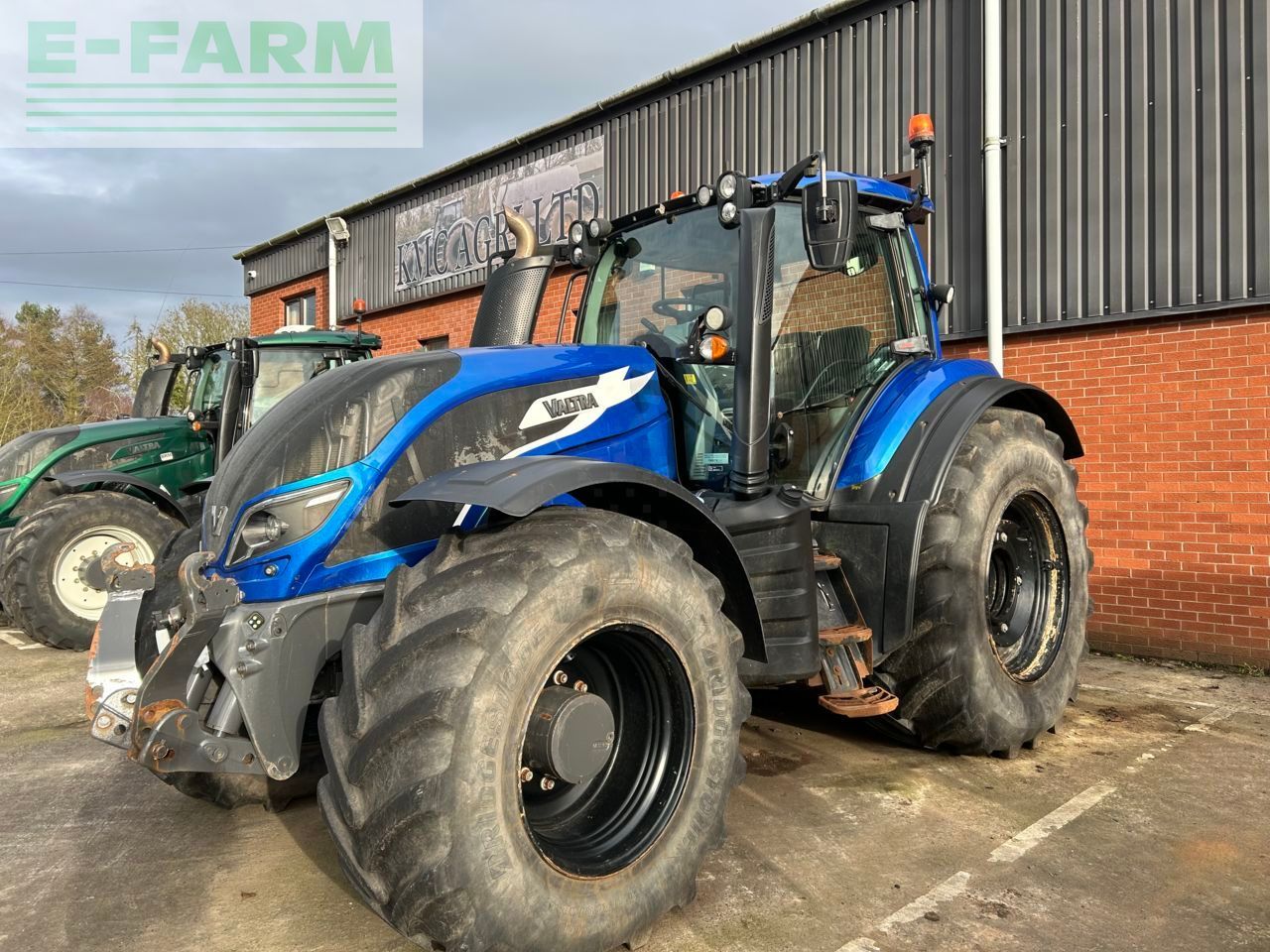 Valtra t194 direct Traktor 75.179 €