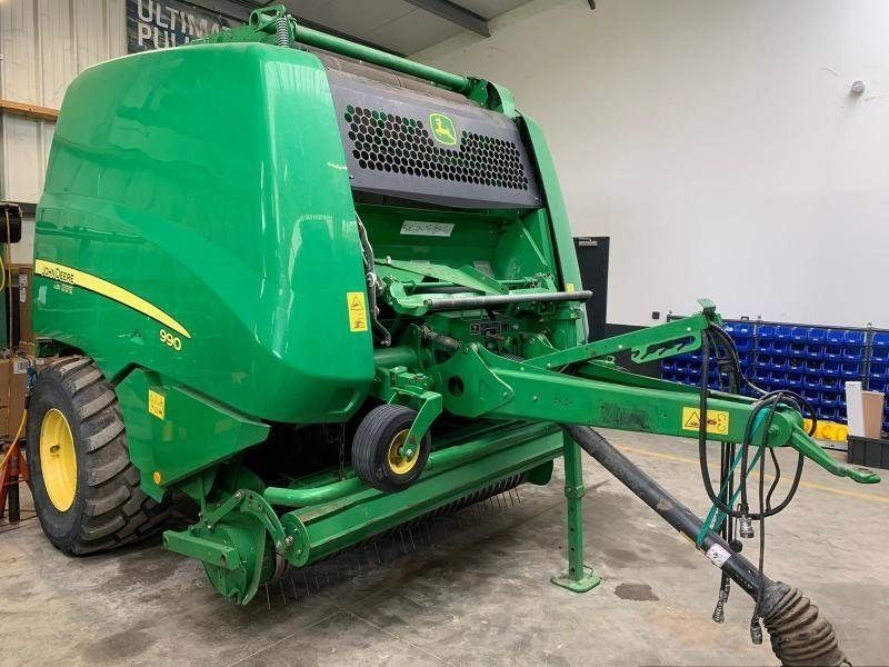 E-FARM: John Deere 990 - Empacadora - id HMDYTHK - 23.000 € - Año: 2012 - Francia