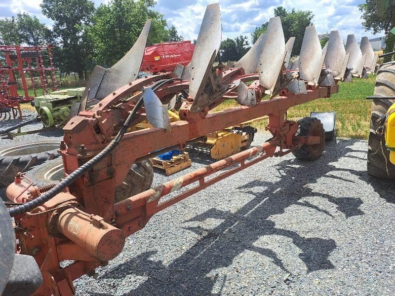 E-FARM: GREGOIRE BESSON besson spk 9 - Plough - id DGZRQJF - €6,000 - Year of construction: 1996 - France