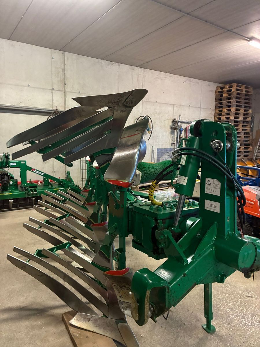 Regent Titan 160 T Plough €12,990