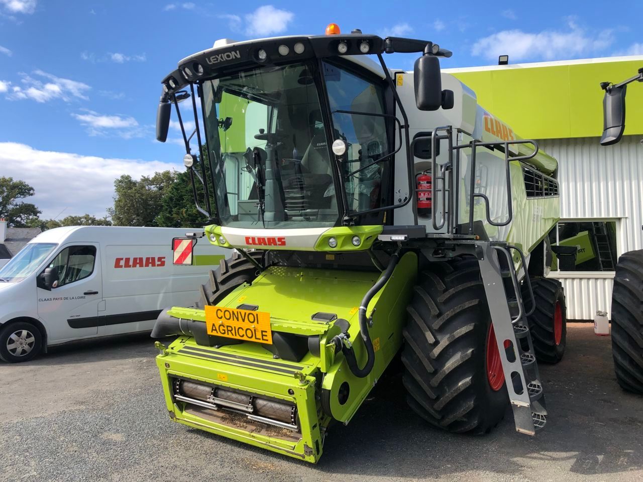 E-FARM: Claas Lexion 6600 - Κομπίνα - id 7BVDDLM - 215.000 € - Χρονία: 2021 - Μετρητής ωρών: 1.050,Ισχύς κινητήρα: 354,Γαλλία