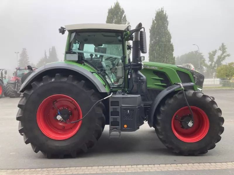 E-FARM: Fendt 824 Vario ProfiPlus - Tracteur - id J7NYMLC - 160 000 € - Année: 2020 - Lecture du nombre d'heure: 3 201,Puissance du moteur (chevaux): 246,Allemagne