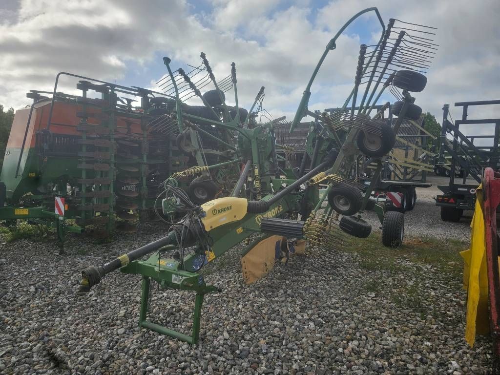 E-FARM: Krone Swadro TC 880 - Faneuse - id ISLN5LI - 16 757 € - Année: 2016 - Danemark