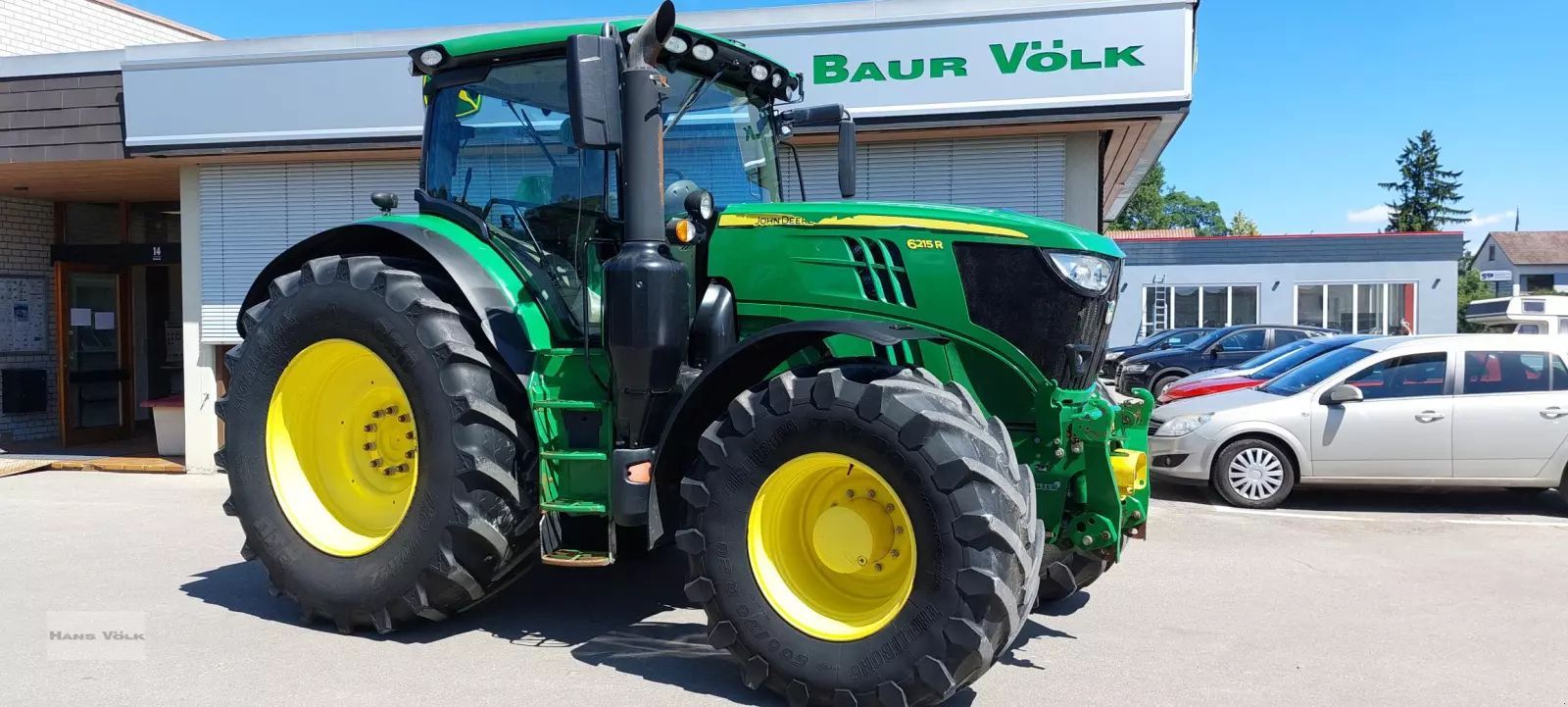 E-FARM: John Deere 6215 R - Traktor - id XKZIYXZ - 86.134 € - Baujahr: 2015 - Abgelesene Motorstunden: 5.900,Motorleistung (PS): 215,Deutschland