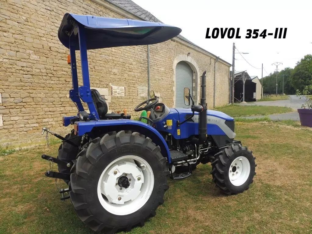LOVOL m404 Tractor €20,192