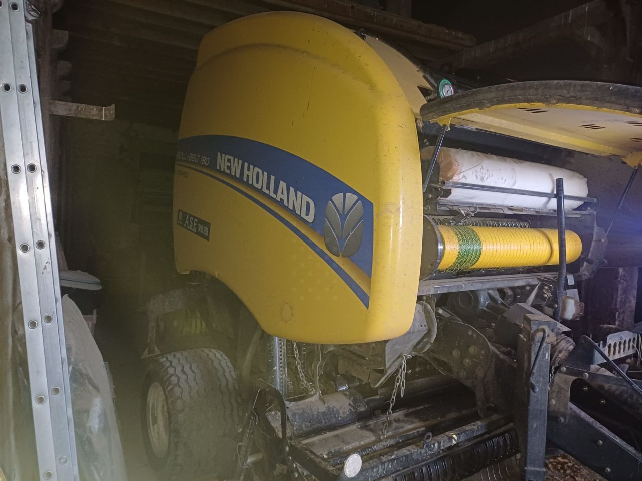 New Holland Roll Belt 180 Super Feed Ballenpresse 17.500 €