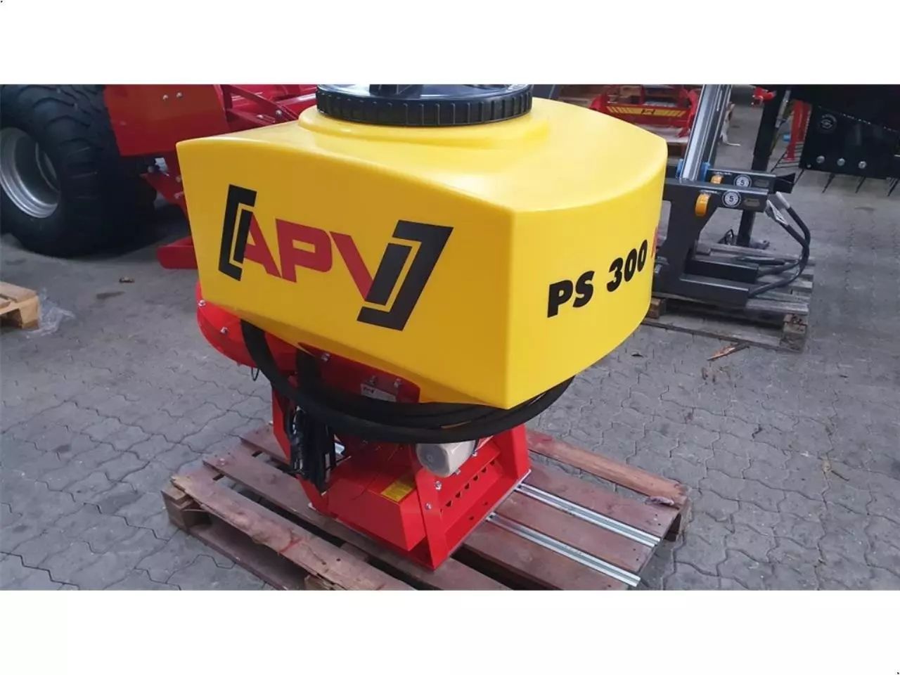 APV ps 300 m1 16 udløb Siewnik rzędowy/agregat uprawowo-siewny 8029 €