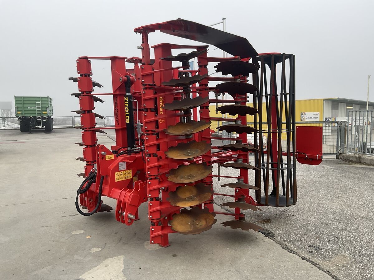 E-FARM: Ziegler disc master pro 4501 - Disc harrow - id MQE1ETE - €17,200 - Year of construction: 2020 - Austria