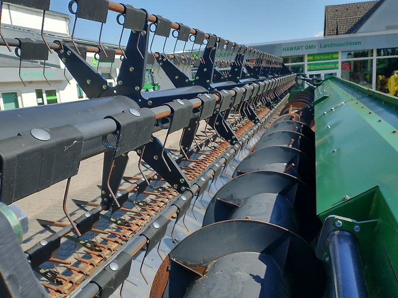 E-FARM: John Deere 630 - Hedery do kombajnów zbożowych/sieczkarni - id IXKAXZF - 15 000 € - Rok produkcji: 2014 - Niemcy