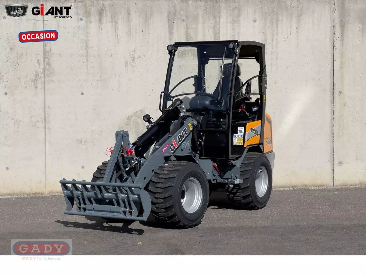 E-FARM: Giant g2500 x-tra hd - Chargeuse à roues téléguidée - id RZTARMC - 40 417 € - Année: 2024 - Lecture du nombre d'heure: 1,Puissance du moteur (chevaux): 26,Autriche