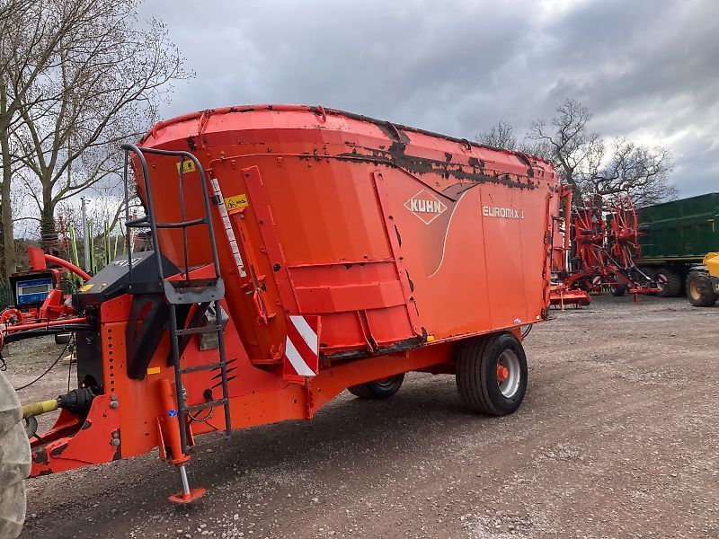 E-FARM: Kuhn euv273 - Mixer feeder - id CMRKLAF - €12,713 - Year of construction: 2015 - United Kingdom