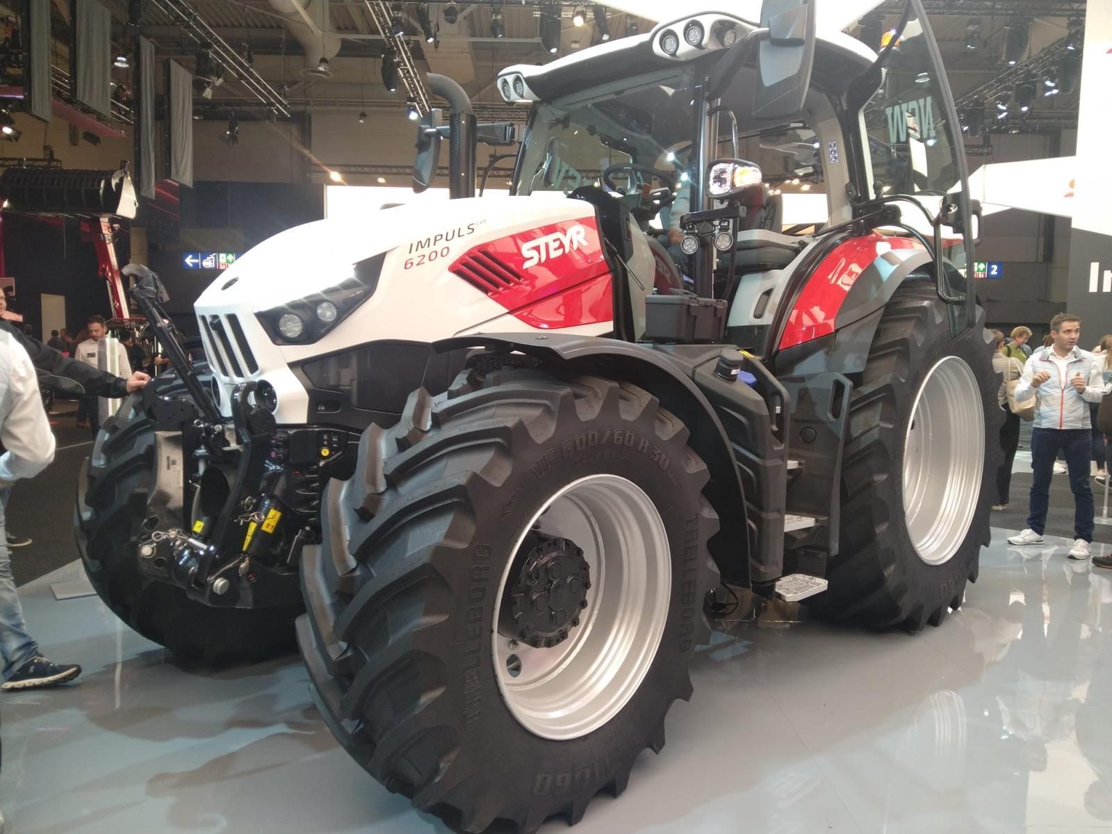 Steyr CVT 6200 Traktor