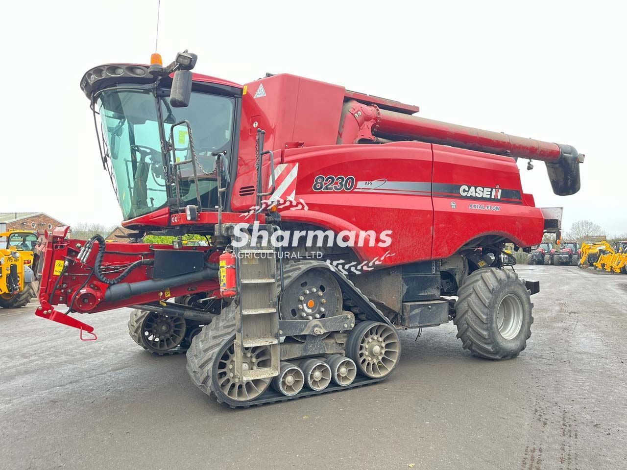 E-FARM: Case IH Axial Flow 8230 - Mähdrescher - id XVRWSHA - 121.309 € - Baujahr: 2014 - Abgelesene Motorstunden: 2.284,Vereinigtes Königreich