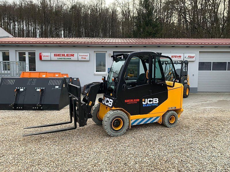 E-FARM: JCB tlt 35-22e teletruk - Manipulador telescópico - id 4VEPJ6E - 59.500 € - Año: 2022 - Horas: 250,Alemania