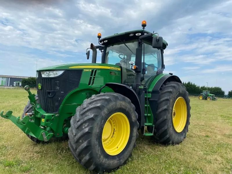 E-FARM: John Deere 7290 R - Tractor - id MLVCB5V - 115.000 € - Año: 2014 - Horas: 3800,Potencia del motor: 290,Francia