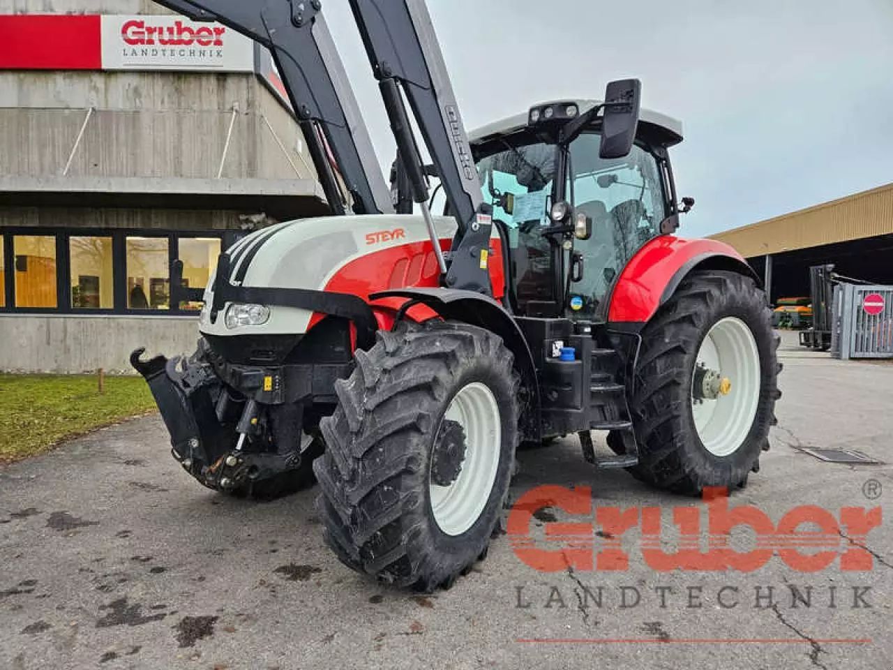 Steyr CVT 6185 Traktor 99.795 €