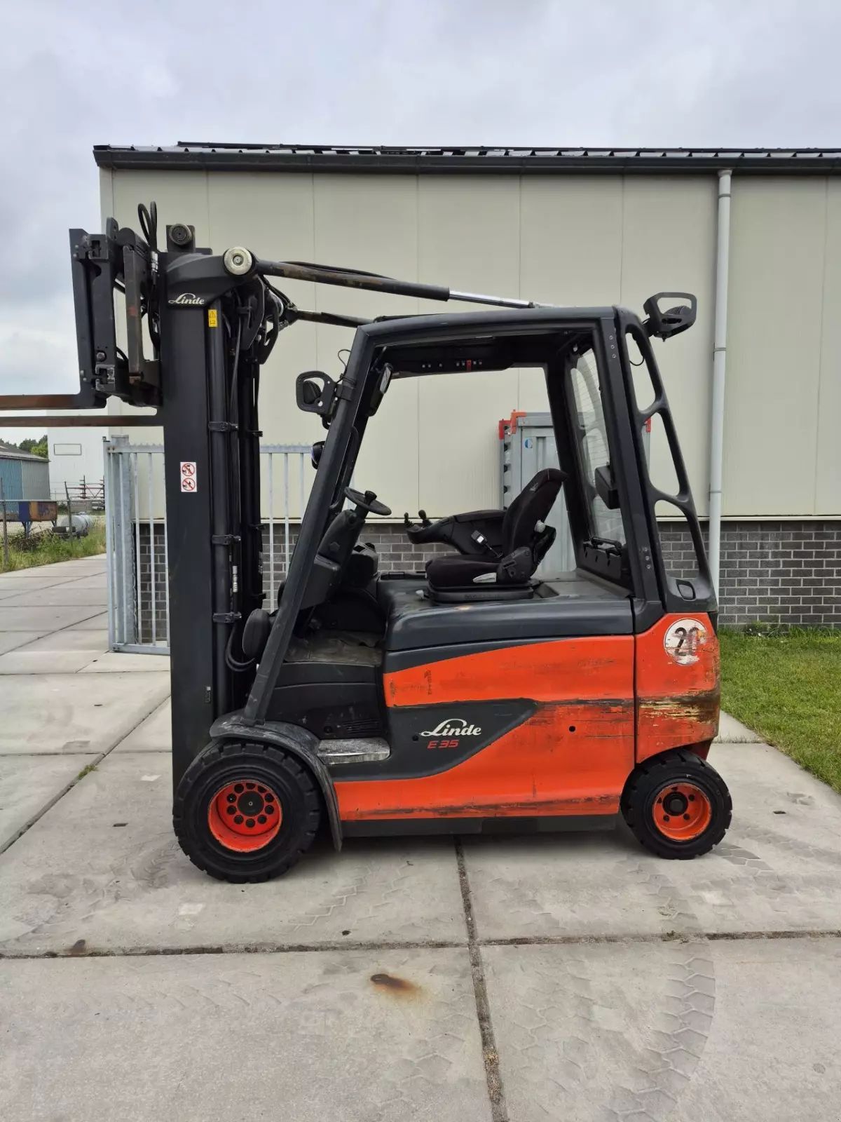 Linde E 35 HL Vysokozdvižný vozík 13 950 €