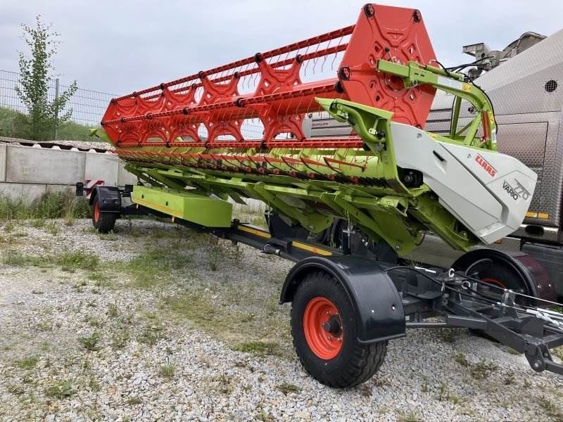 E-FARM: Claas Vario 770 - Cabezal - id T2PMJJL - 49.000 € - Año: 2022 - Horas: 50,Alemania