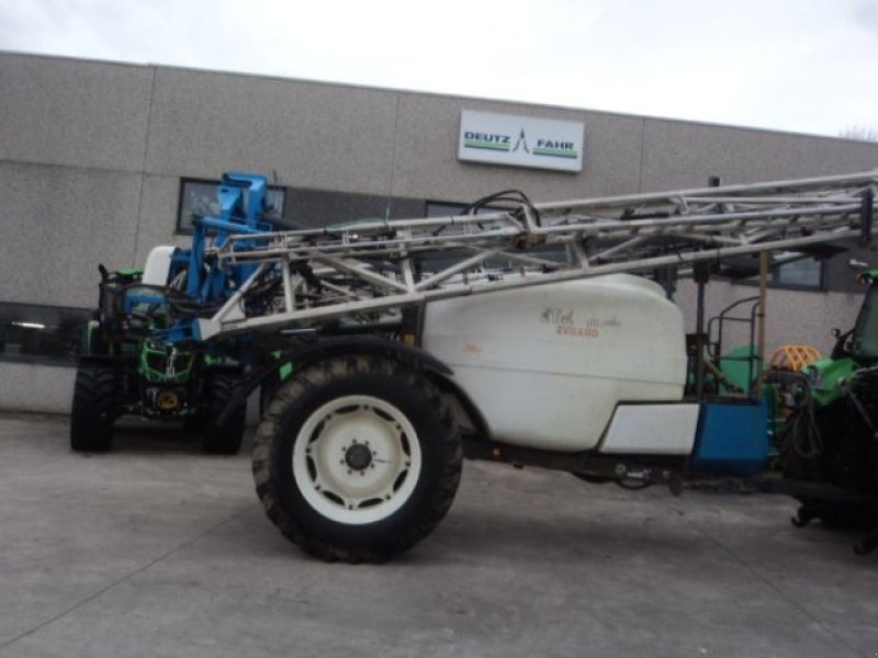 Evrard meteor 4100 - 33 sprayers 15 000 €