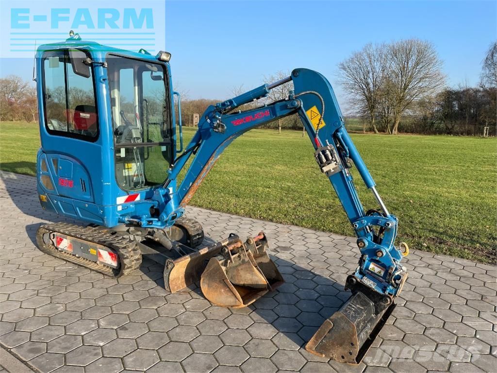 Takeuchi tb216av4 Mini-pelle 22 105 €