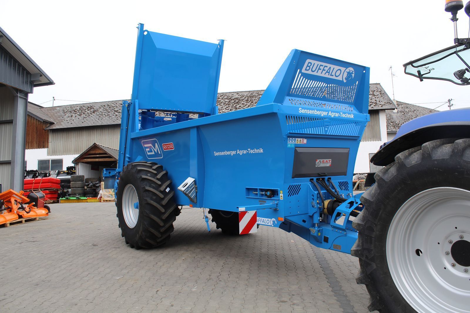 Euromilk kompost-miststreuer neumaschine Roztrząsacz obornika i kompostu 44 984 €
