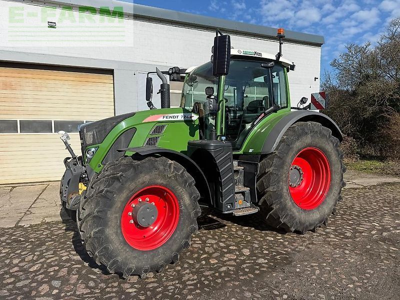 Fendt 724 Vario Profi Plus Traktor 125 900 €