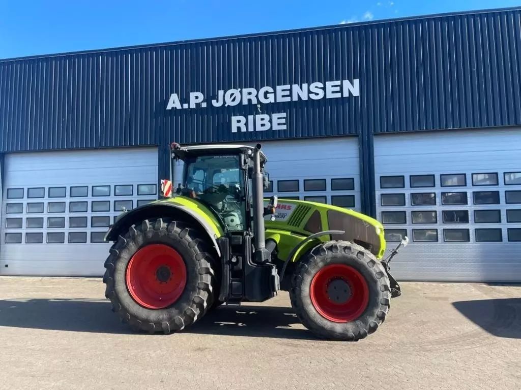 E-FARM: Claas Axion 930 Cmatic - Tractor - id GMGSU3P - €133,745 - Year of construction: 2015 - Engine hours: 3,500,Engine power (HP): 349,Denmark