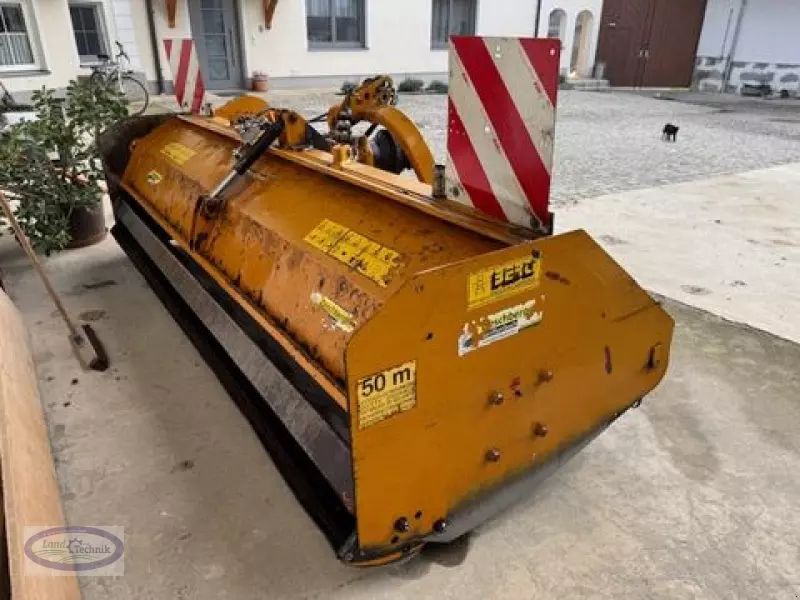 E-FARM: BERTI tsb 300 - Kosilnica z ličinkami - id SVA3HZY - 3.354 € - Leto izgradnje: 2008 - Avstrija