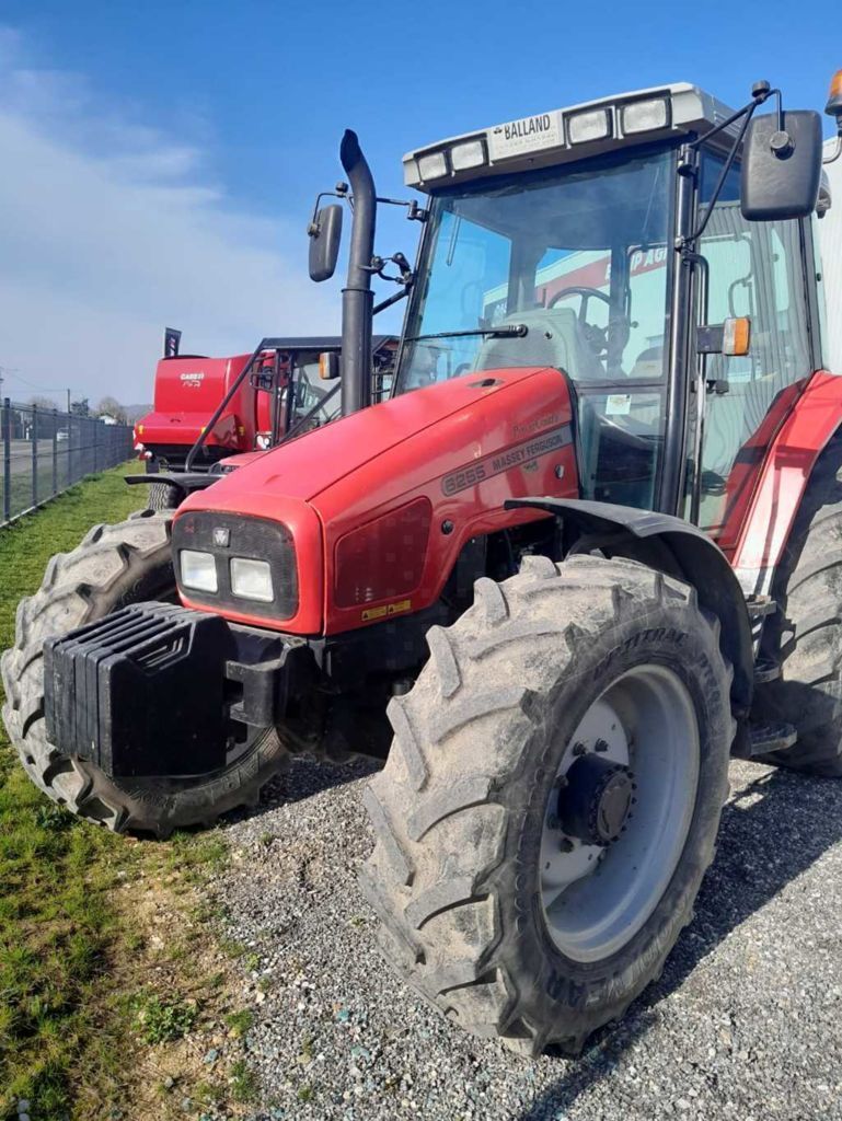 Massey Ferguson 6255 Tractor €19,000