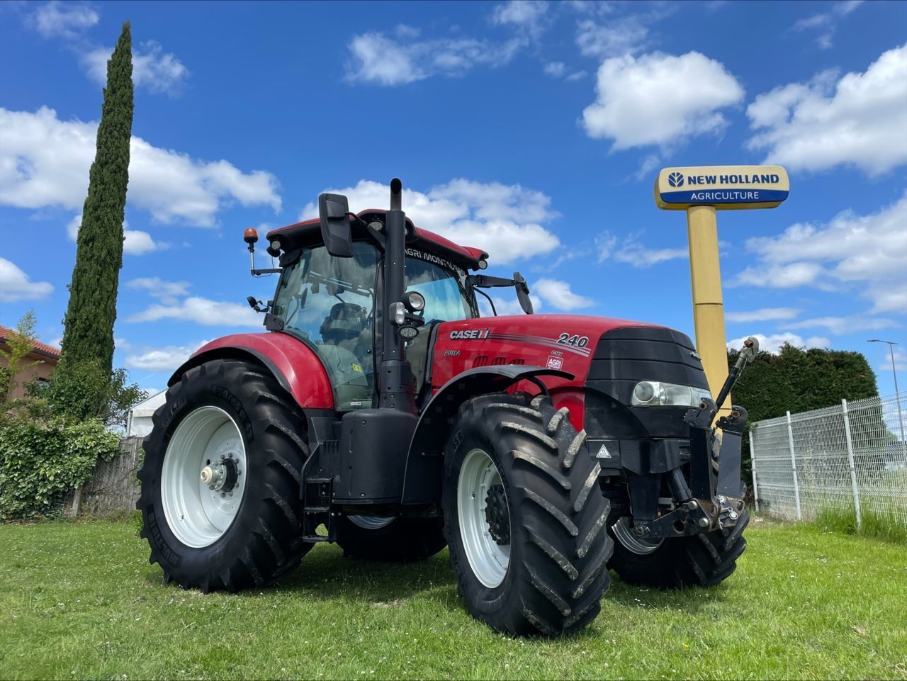 Case IH Puma 240 CVX Traktor 125 000 EUR