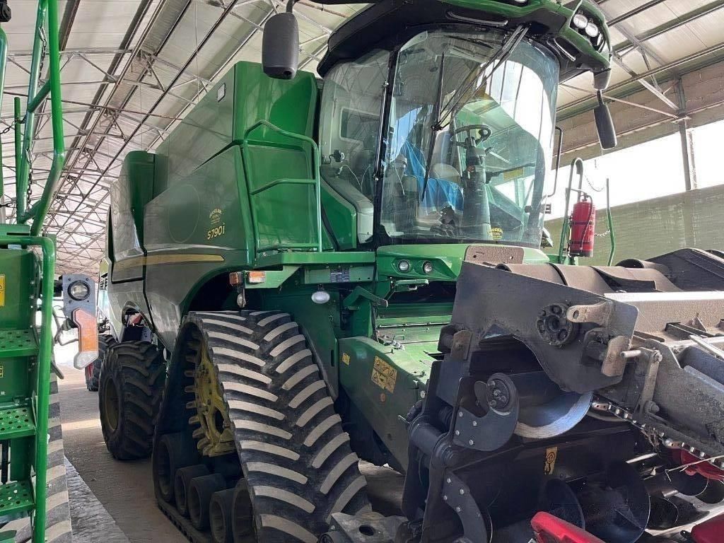 John Deere S 790 Kombajn zbożowy 200 000 €