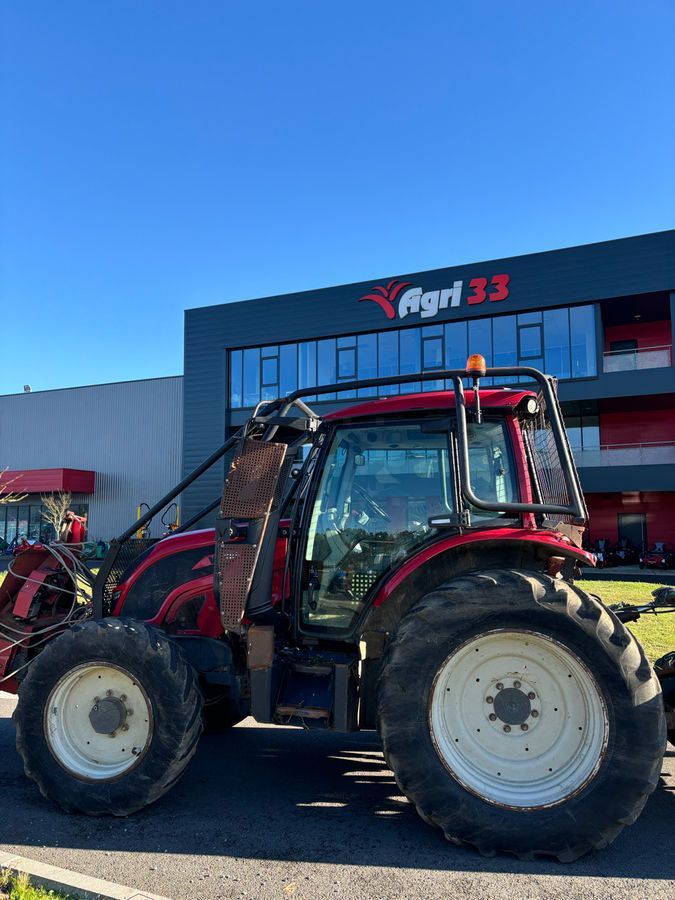 E-FARM: Valtra N154e - Tracteur - id HU6DLGH - 52 000 € - Année: 2016 - Lecture du nombre d'heure: 5 800,Puissance du moteur (chevaux): 150,France