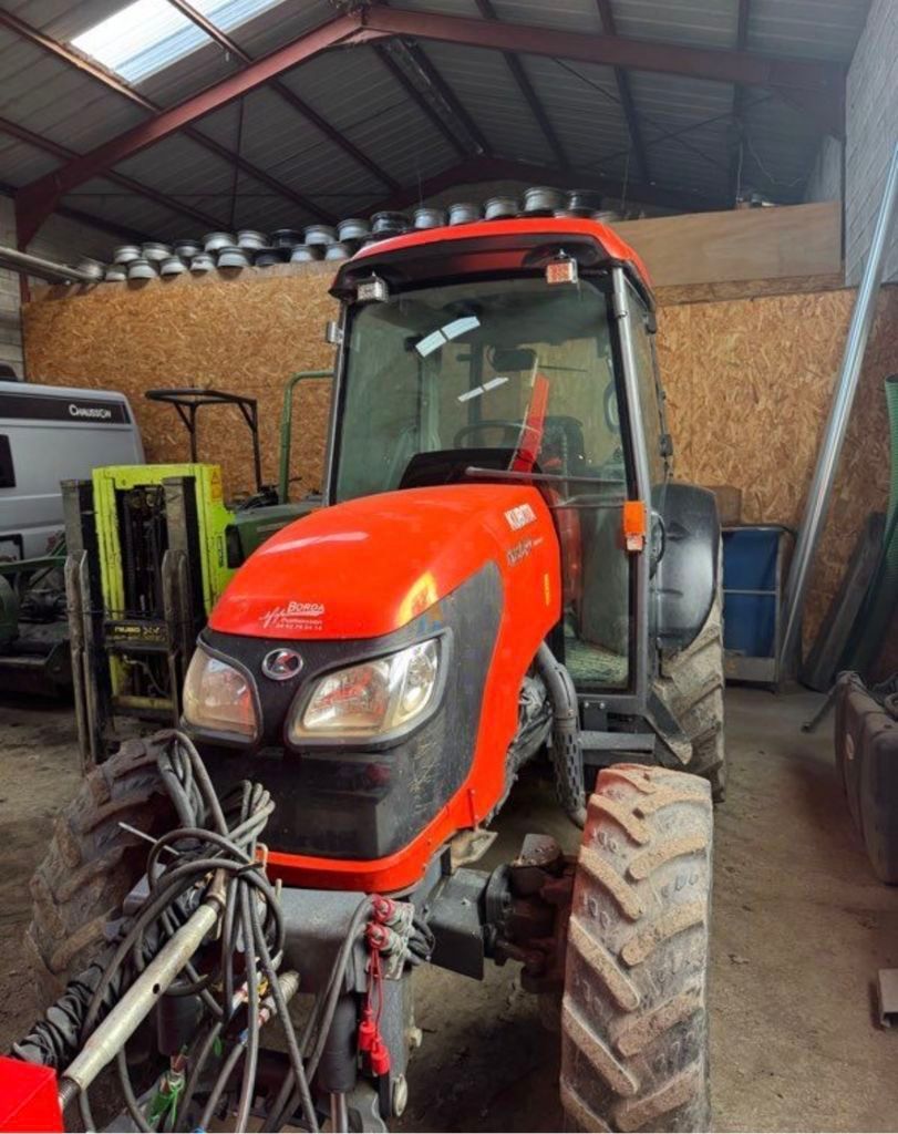 Kubota M 8540 Tractor €26,000