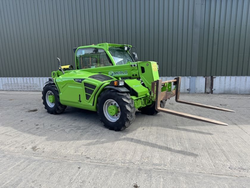 E-FARM: Merlo p27.6 plus telehandler - Manipulador telescópico - id U2GE2SD - Año: 2019 - Horas: 4413,Reino Unido
