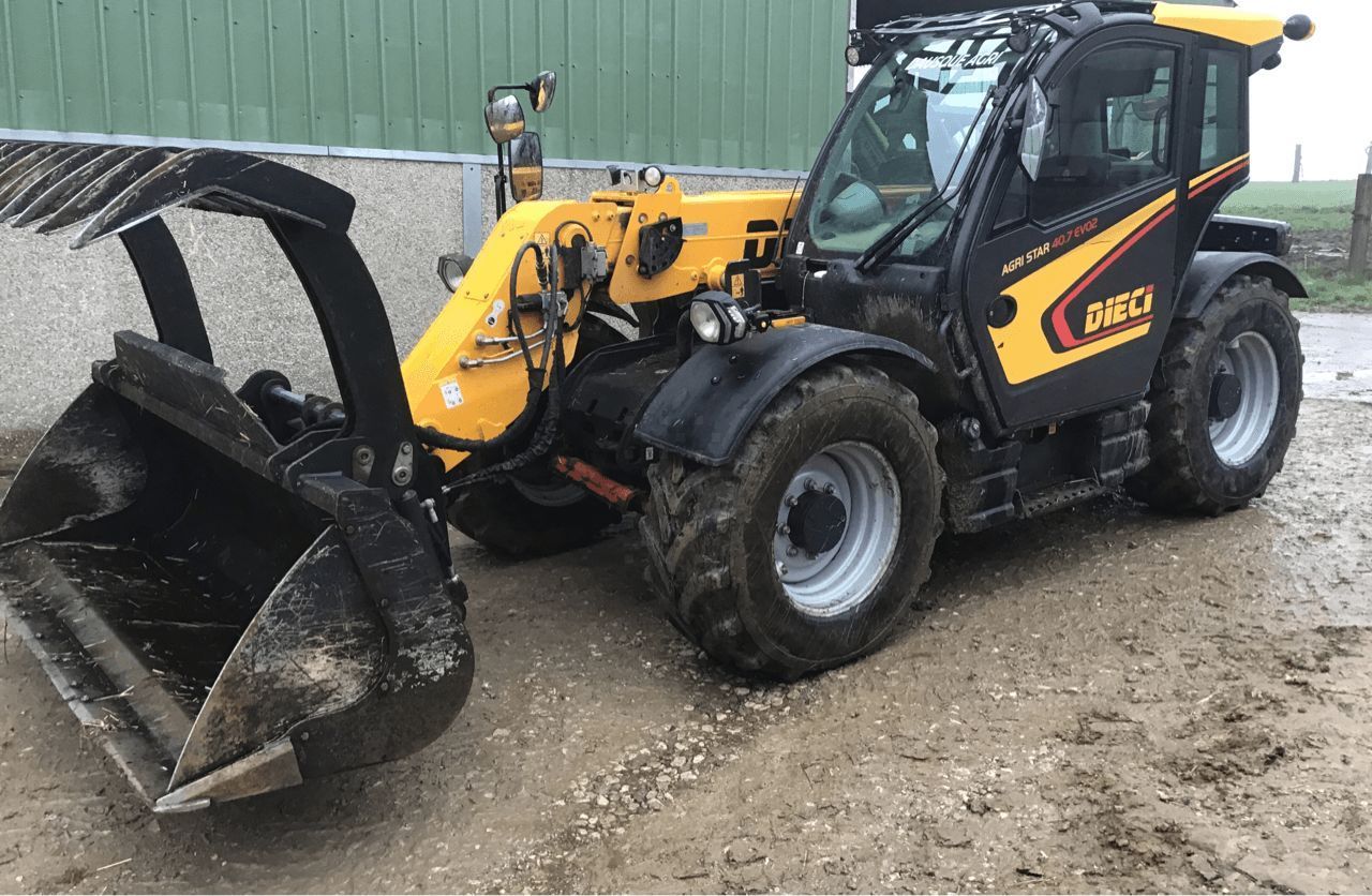 E-FARM: Dieci agri plus 40.7 vs evo2 - Teleszkópos rakodó - id 5MA7SYG - 60 000 EUR - Gyártási év: 2021 - Üzemóra (motor): 1500,Franciaország