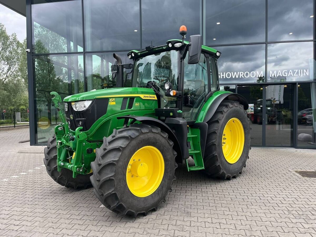 John Deere 6R 150 Trattore