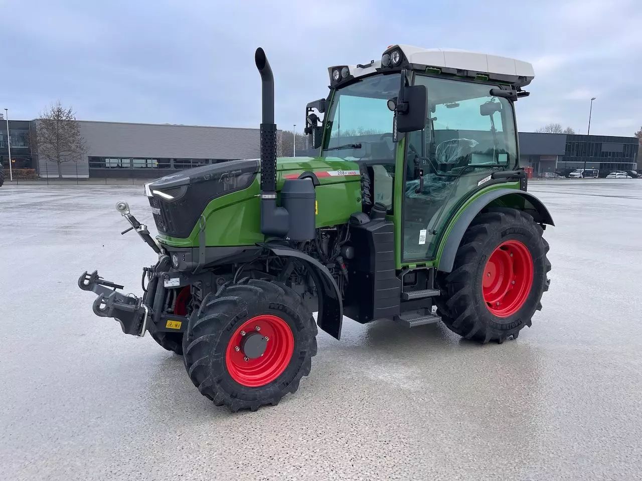Fendt 208 F Vario Tractor €96,500