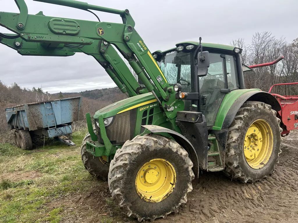 John Deere 6100 M Tractor 76.500 €