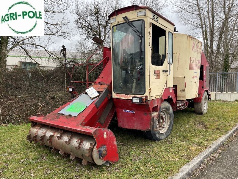 RMH vs 14 Mixer feeder €6,800