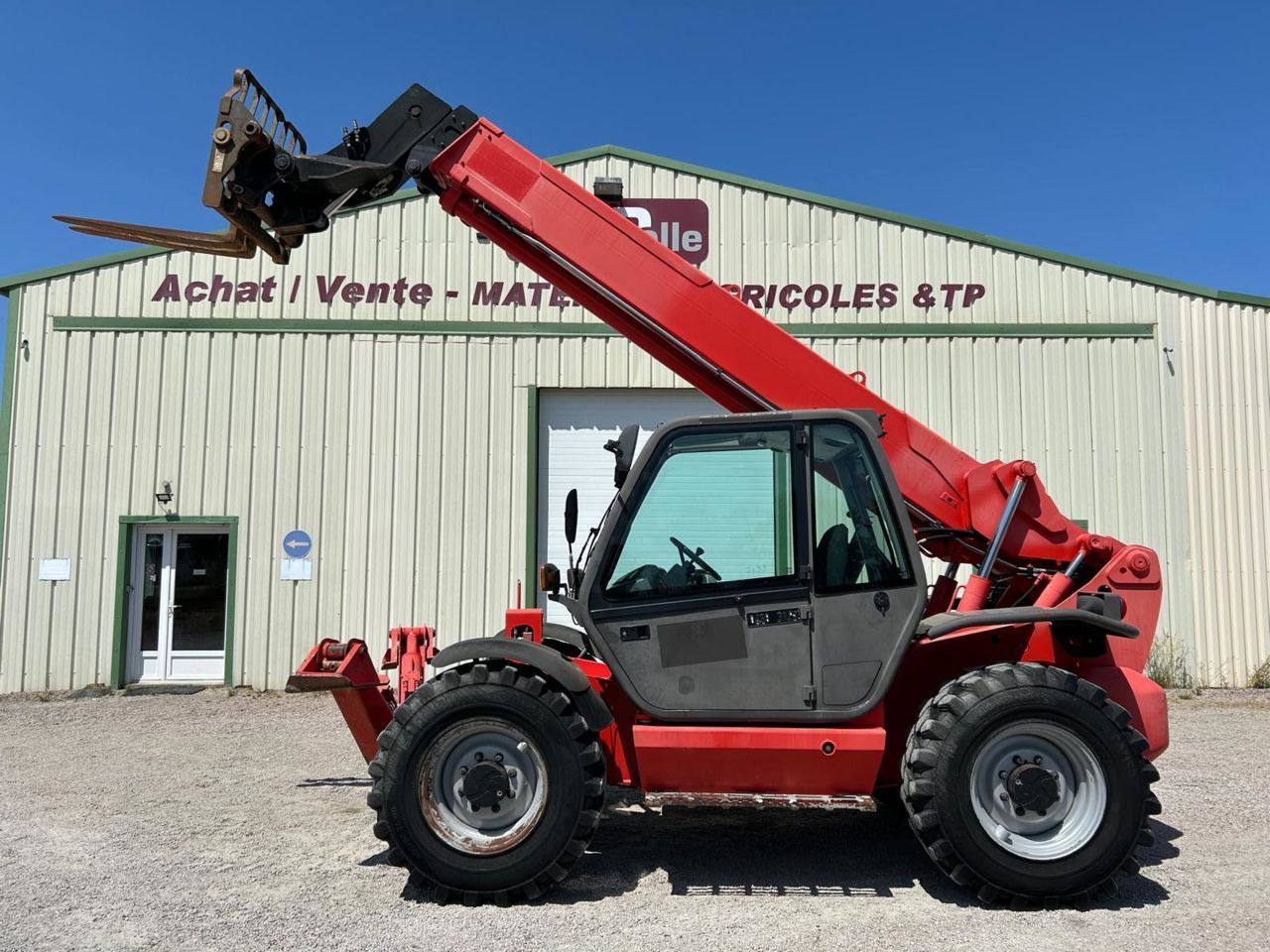 E-FARM: Manitou mt1435 - Manipulador telescópico - id I29ES1X - 32.000 € - Año: 2006 - Horas: 3676,Potencia del motor: 100,Francia