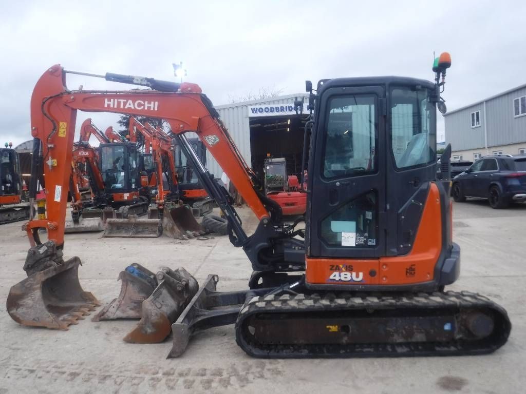 Hitachi zx 48 u-6 Mini excavadora  31.312 €