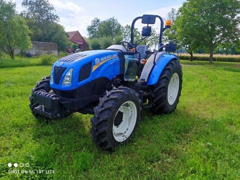 E-FARM: New Holland T4.75 S - Tracteur - id 7XWSCBN - 34 391 € - Lecture du nombre d'heure: 600 - Puissance du moteur (chevaux): 75,Allemagne