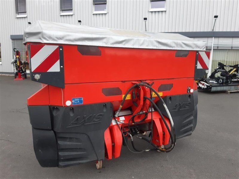 Rauch axis h 30.2 emc fertiliserspreaders €18,000