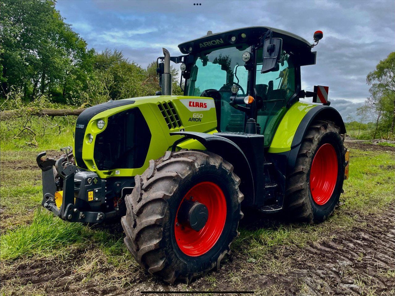 E-FARM: Claas Arion 650 CIS+ - Traktor - id EUWFA8W - 114.788 € - Baujahr: 2024 - Abgelesene Motorstunden: 1.650,Motorleistung (PS): 185,Vereinigtes Königreich