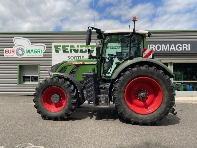 E-FARM: Fendt 716 Vario ProfiPlus - Traktor - id 5PI2NHM - 143 000 € - Rok výroby: 2020 - Hodiny motoru: 2 130,Výkon motoru (HP): 160,Francie