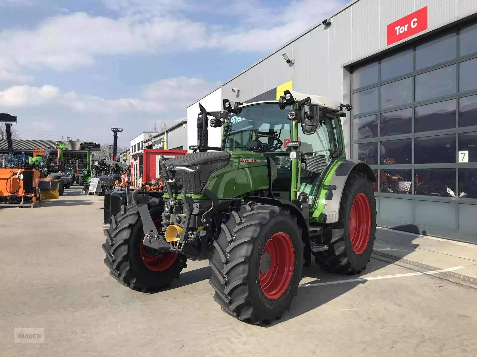 Fendt 209 Vario Tractor