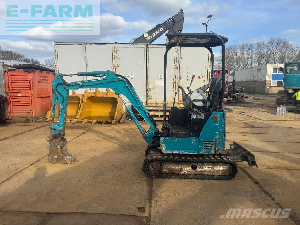 Hitachi zx 17 u Mini excavadora  9900 €