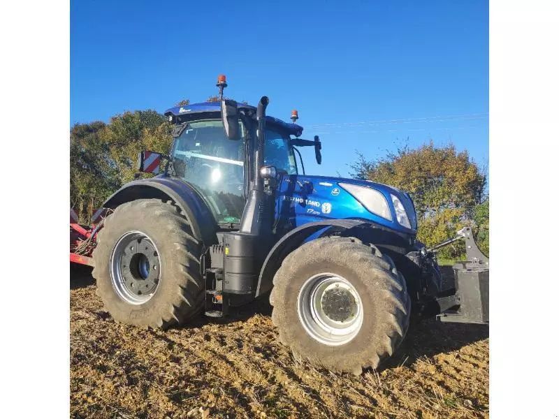 New Holland T7.270 AC Traktor 165.000 €